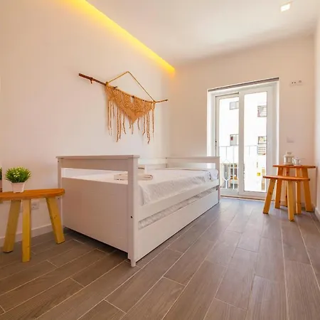 B38 - Tamar & Patio Apartment *